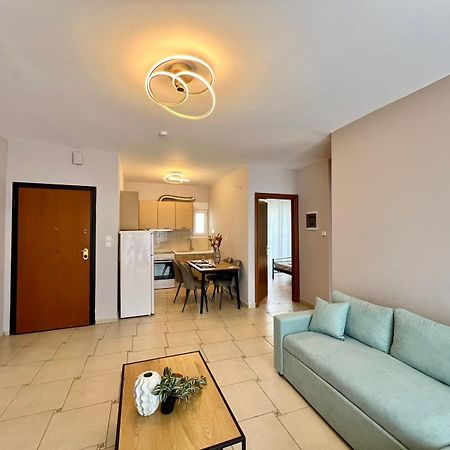 P Deluxe Suites Β4 Nea Michaniona Extérieur photo