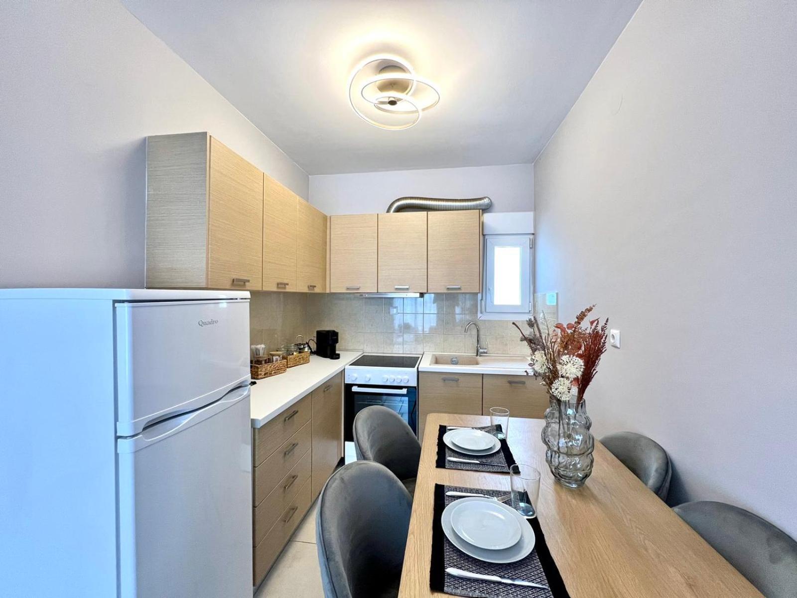 P Deluxe Suites Β4 Nea Michaniona Extérieur photo