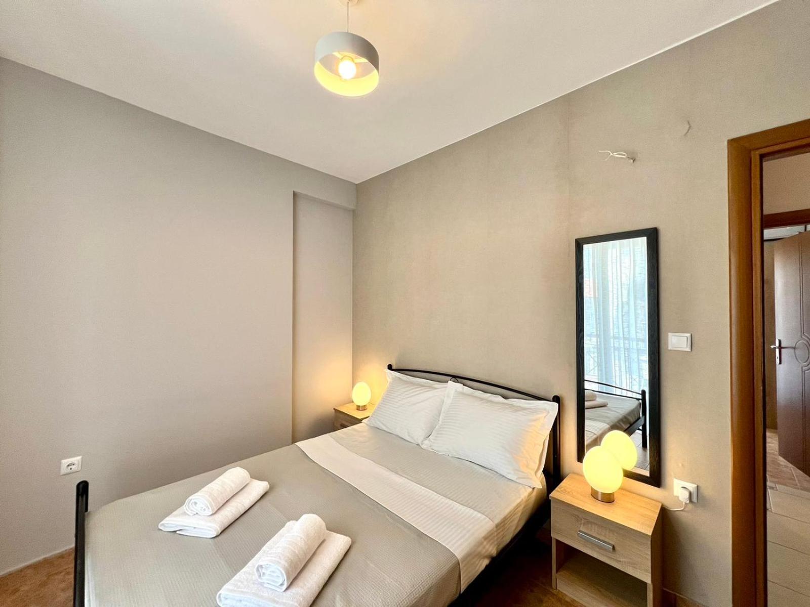 P Deluxe Suites Β4 Nea Michaniona Extérieur photo